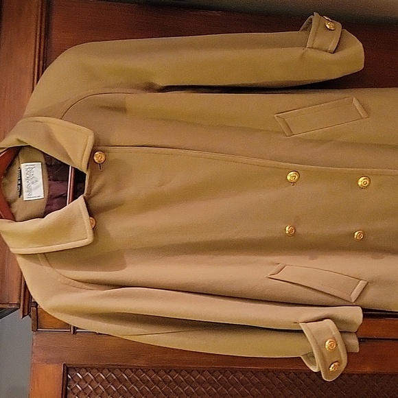 Vintage International Scene Long Tan Double Breasted Coat with Gold Buttons 7/8 - Picture 7 of 11